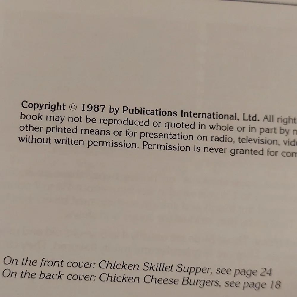 1987 Vintage‎ Favorite Recipes Paperback Cookbooks